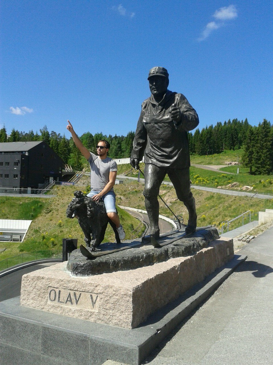 PedritoM13's profile picture. Maestro de educación física y licenciado en ciencias de la actividad física y el deporte. 
…https://t.co/bE38LbHjwt