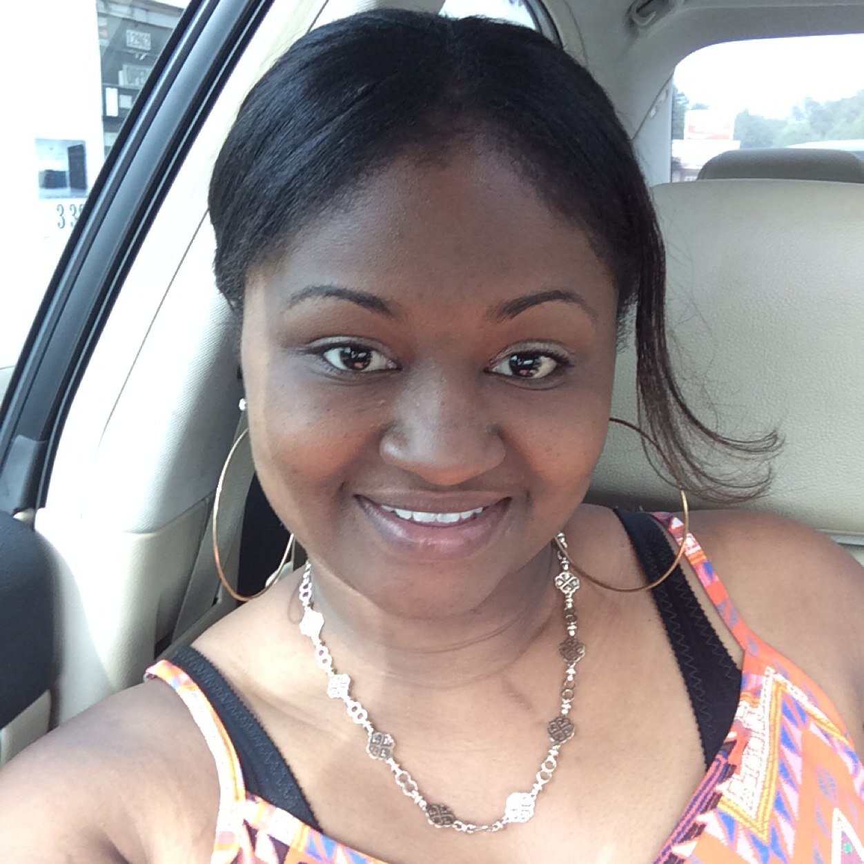 1stlady0115's profile picture. Proud wife and mother!