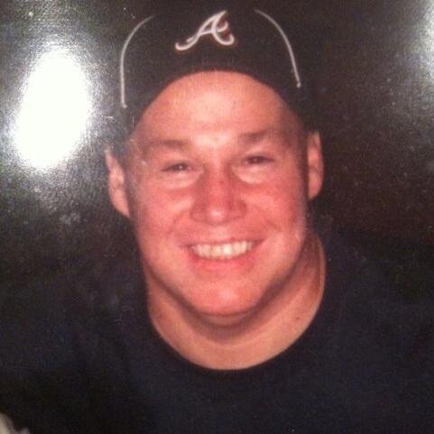 palpremii4's profile picture. Это не комната. Это сущий колодец. Я чувствую себя ведром, которое туда опустили.