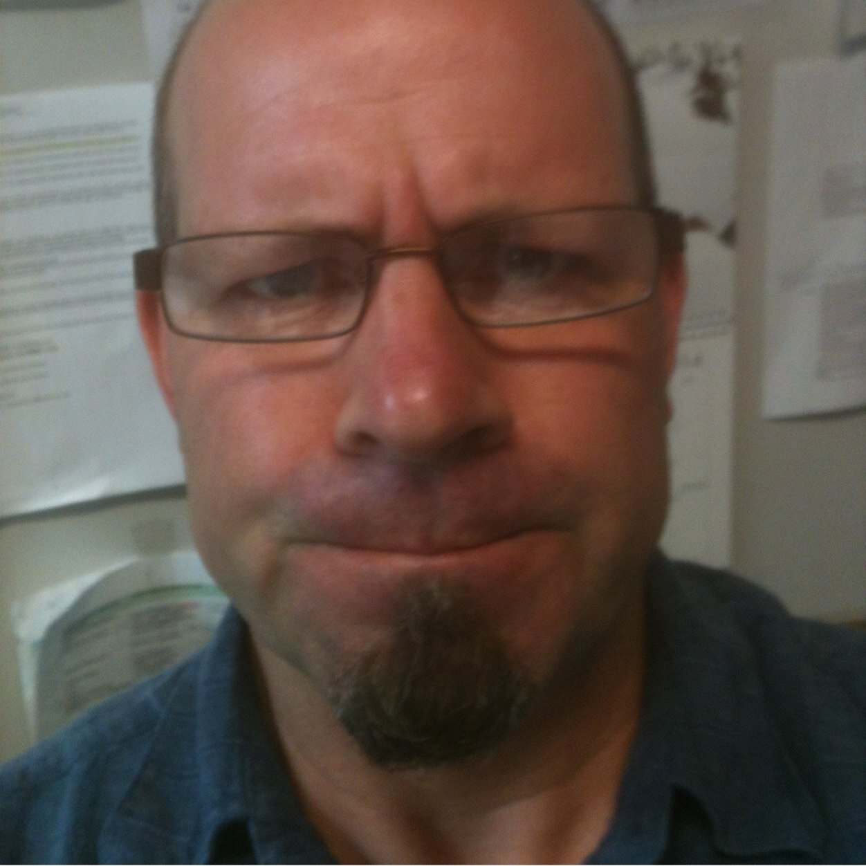 pearlbasin's profile picture. Uhhuh. Unimaginatve retweet-aholic. Calvin and Hobbes are my life coaches.