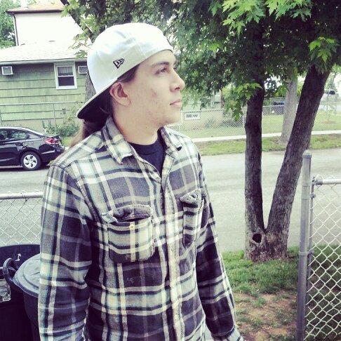 budnuggetss's profile picture. Damian Farrell. ,German ukrainian,