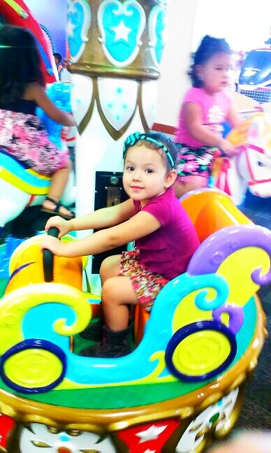 RogerZavala11's profile picture. 