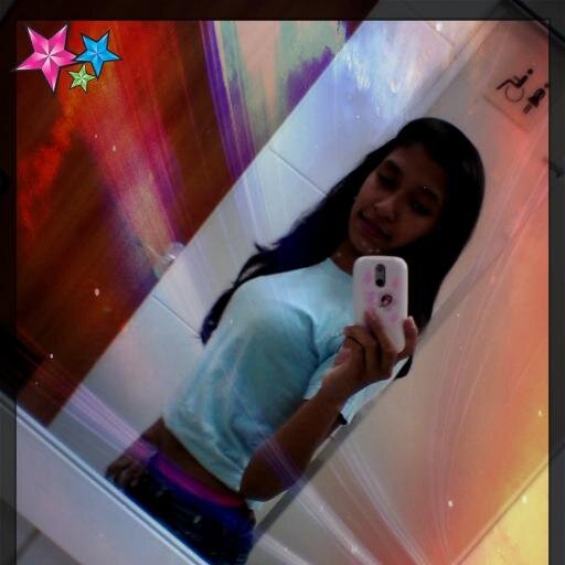 ♥Una chica amada por todos , Vivo mi vida relax , me gusta ser feliz ♥