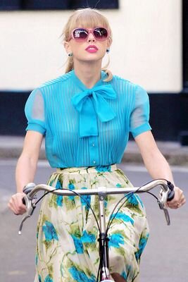 Swiftie Forever                                                             Fall in love for @taylorswift13