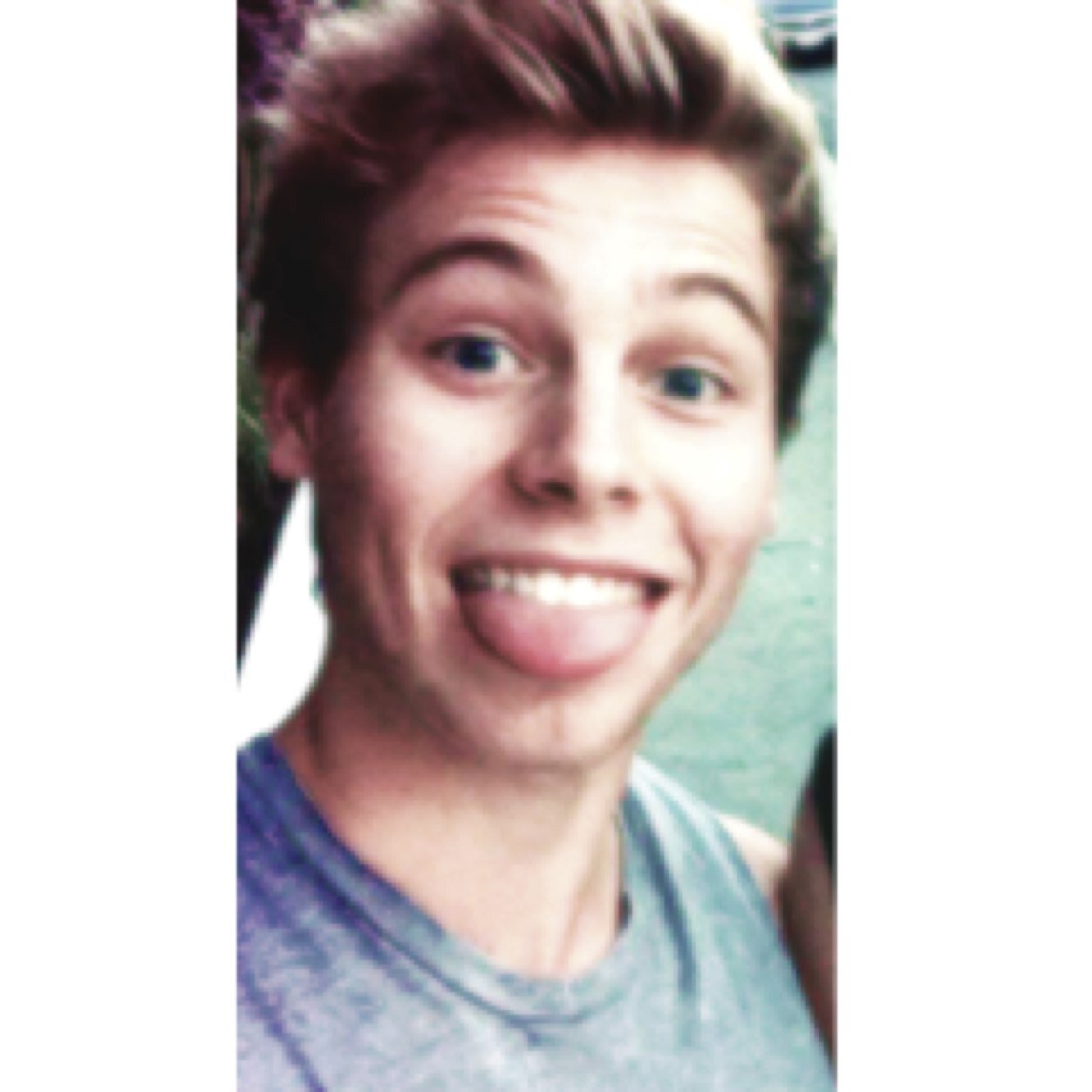 5s_o_ssssssa's profile picture. PLEASE GO FOLLOW @lhommerun @lhommerun @lhommerun @lhommerun @lhommerun @lhommerun @lhommerun @lhommerun PLEASE AND THANK U