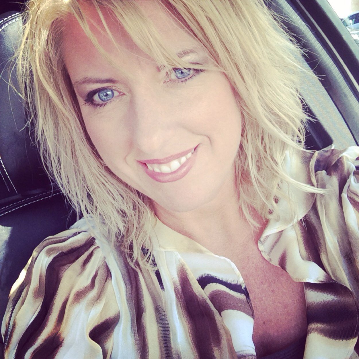 martiwalker's profile picture. Mom. Marketeer. Credit Union Loyalist. Social Media Addict. Friend.