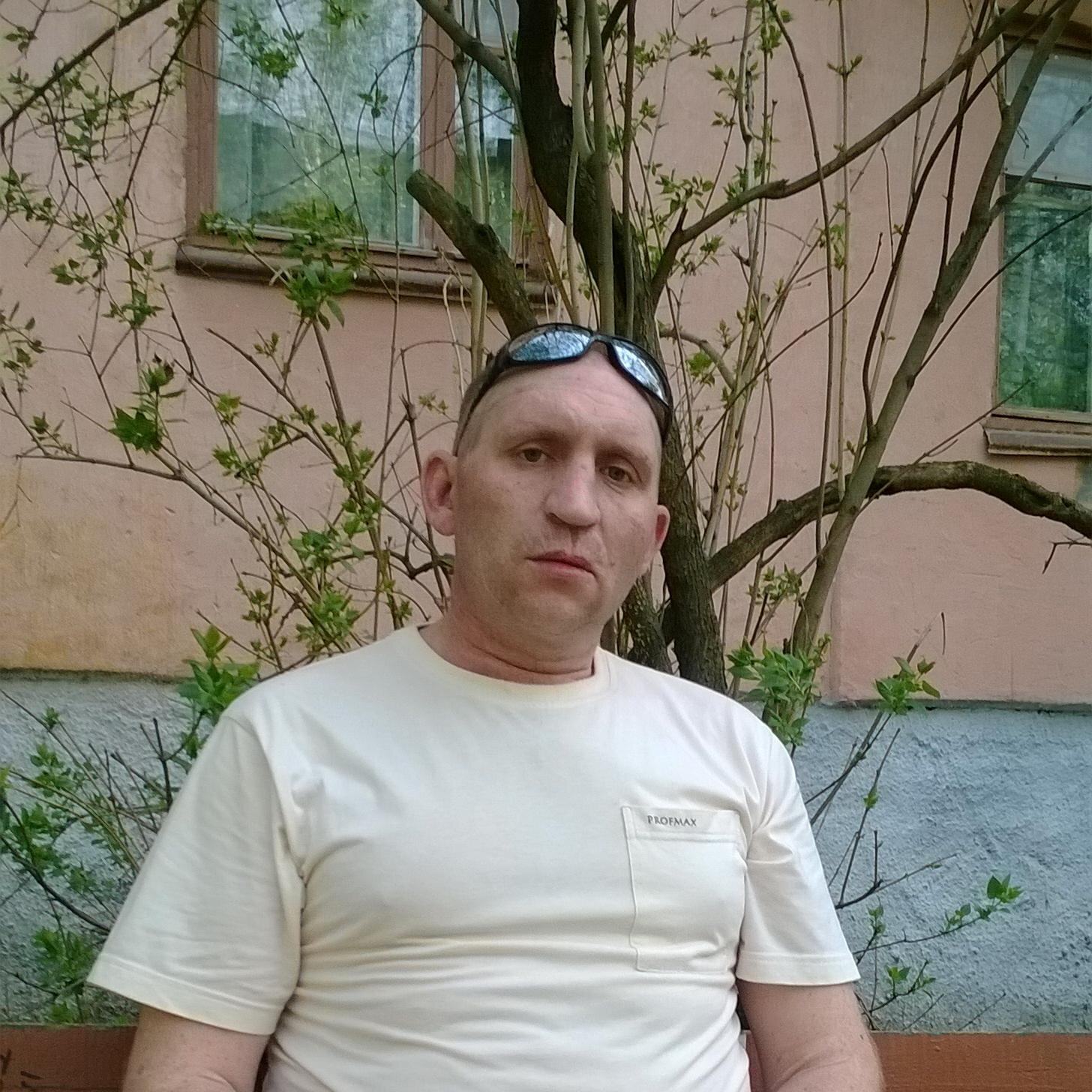 Дочке годик, сыну почти семь- это моё счастье !!! Стихи и тексты песен- это моя душа и мысли...