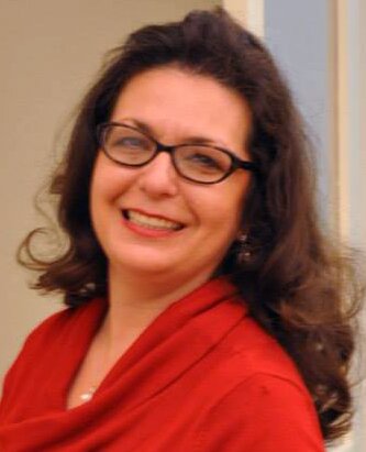 MelRoell's profile picture. I work at a local arts center, love theater, costuming, cooking, and hanging out with friends