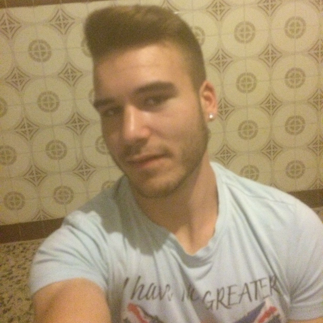 😉😊😏