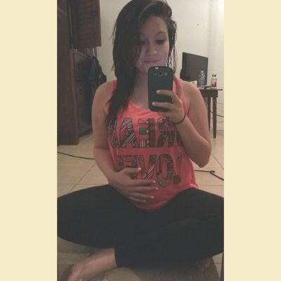 rosemaryy__'s profile picture. 