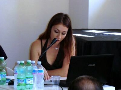Mediatrice culturale, responsabile servizi di accoglienza per migranti e persone in difficoltà, mi occupo di danza, intercultura e progetti umanitari