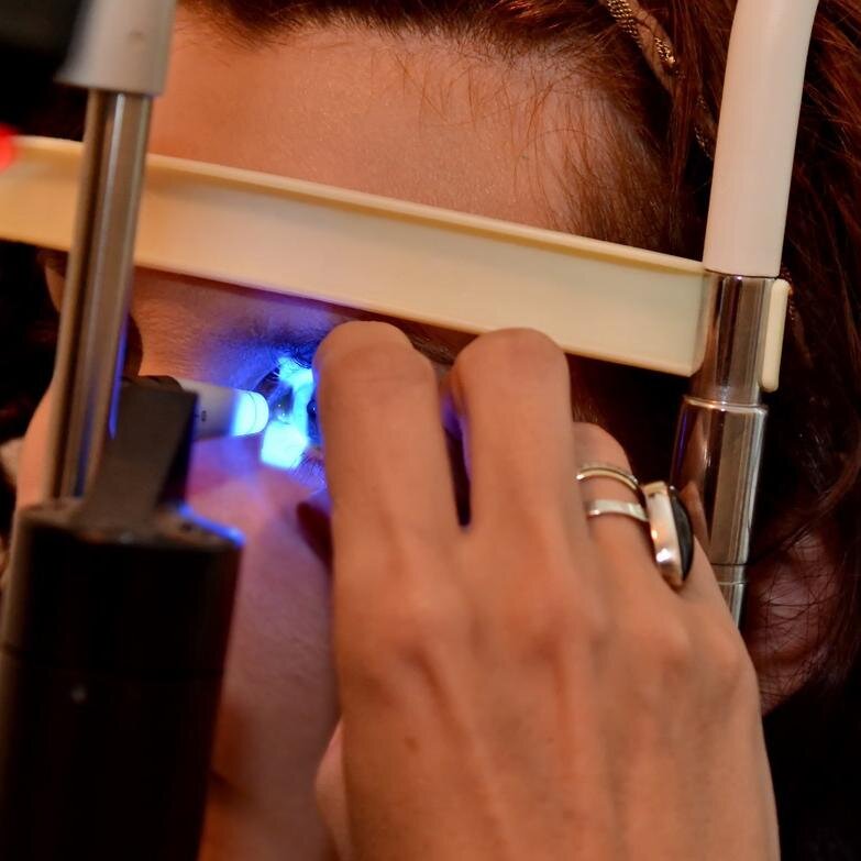 ophtablu's profile picture. medic chirurg oftalmolog