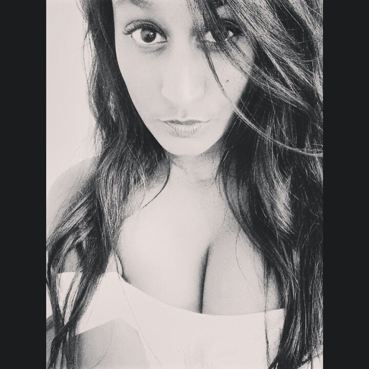 CheyGounden's profile picture. Welcome into my kinesphere ☺ 19. Future Economist. Dreamer of living life in cinematic fashion.  Instagram: cheygounden