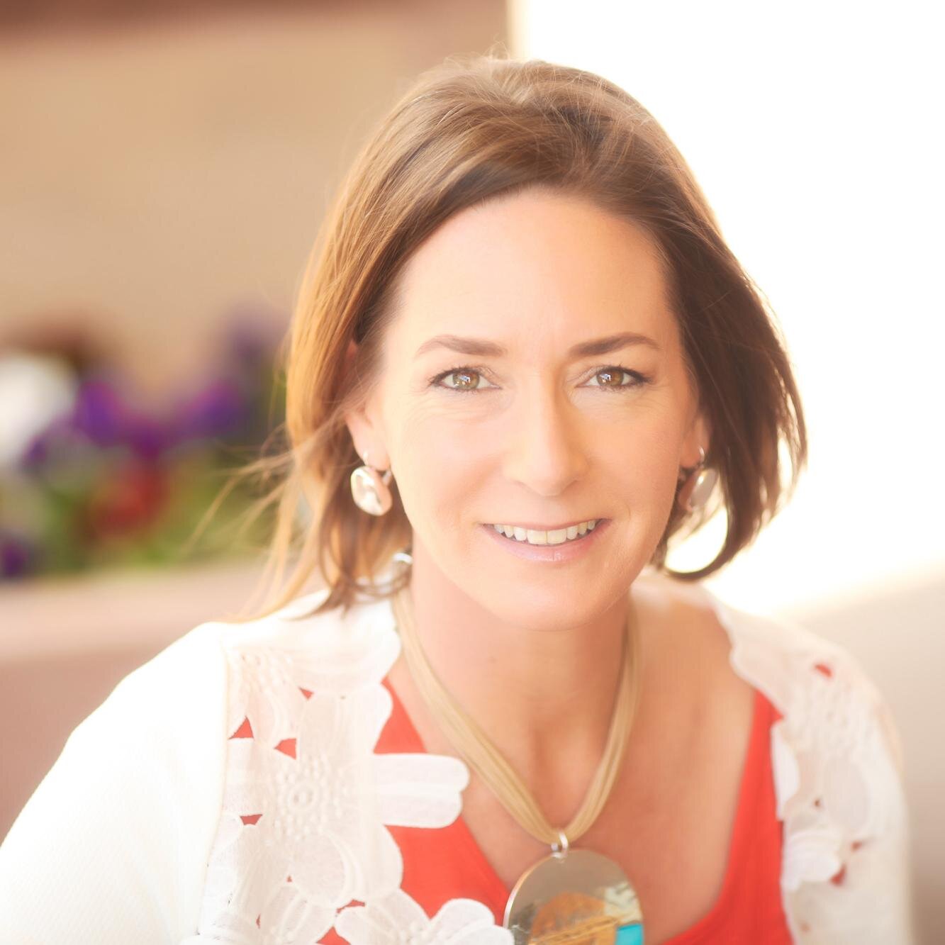 TheMotherRising's profile picture. Divorce Wellness Coaching for those looking to embrace their transition as an opportunity for transformation, empowering the NEW U! #divorce #empower #mediation