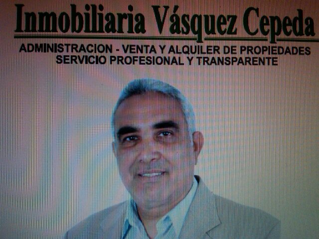 Hotelero,experto en seguridad, Presidente inmobiliaria Vasquez Cepeda ,defensor de la patria y promotor de valores familiares y sociales.