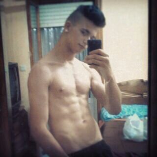 Jorge_98Martine's profile picture. 