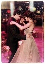 davehcnrie's profile picture. I'm David. I'm an actor and i like making people happy