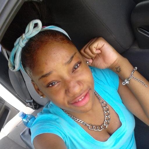 PrettyAssGangsta :$ (8) Drunk In Love/ Food Is Life ^_^ Fuqk Fakesx|His Wife :$ - No Snakesx c  Taken|Freakyy•♥|DopeFeeliinqs. :) Yello/Infiiniity&Beyond :)