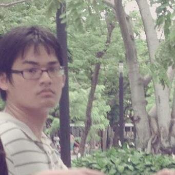 pomlovesomeone's profile picture. 