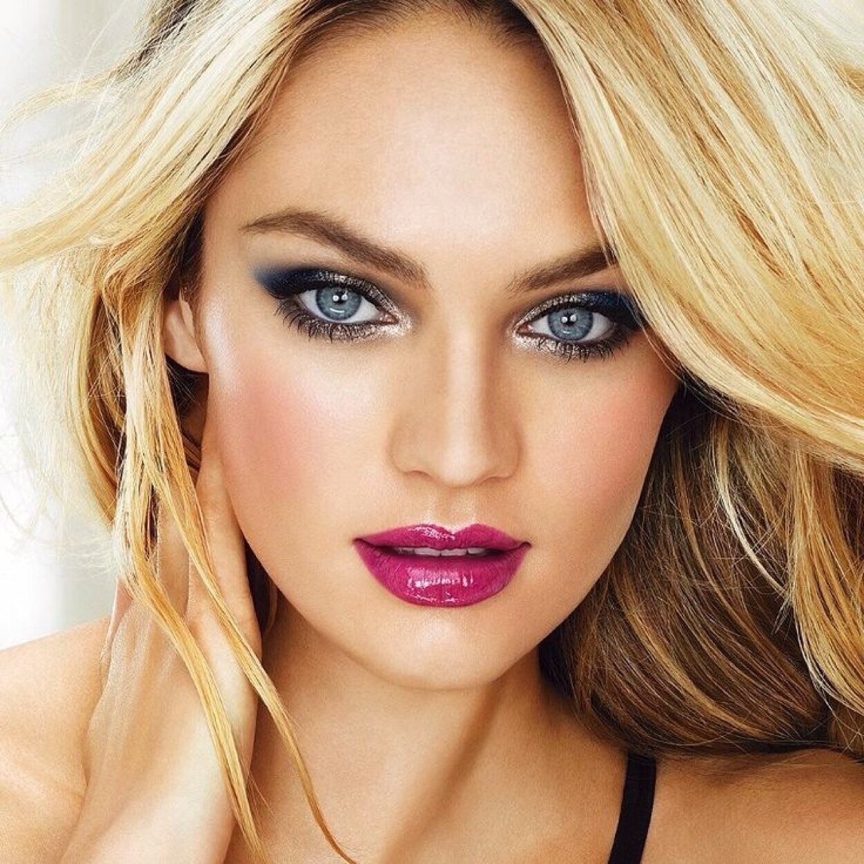 Im amy vain what more do i need to say Rp single any ship looking btw im a powerful witch just so you know