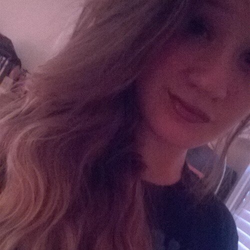 Vine:KaylaBeoch-Follow meh-:):)  InStagram:kaylahartle-follow meh-:)) TUMBLR:Kayla.... Follow me!! Ill follow back.. No bullshit!!