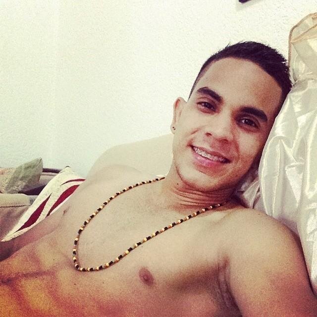 Ing. En Sistemas..Dancing Is My Passion.. Age: 24.. http://t.co/Ge7Q8FReVn