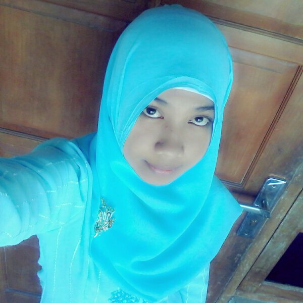 part of @_TKJ48_ || Teknik Komp. Jaringan '14 || Muslim || Allah SWT || Muhammad SAW || My Parents my Hero