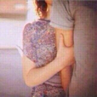 fahadr47's profile picture. ‏أحبُ رجلاً لن يكررّه الزمن، رجُلاً يملُك قلبي بفتنتِه، رجلاً يُرضي غروره بيّ أنا