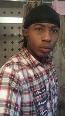 drgaylnd1208's profile picture. 