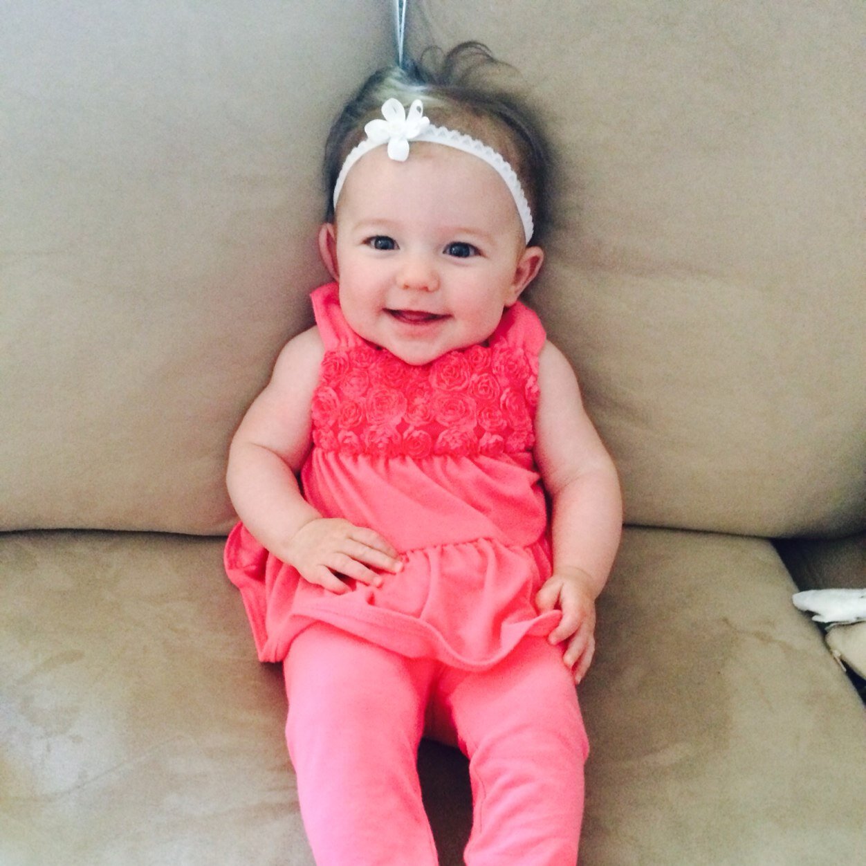 New mom, loving wife, love spending time with family and friends, foodie