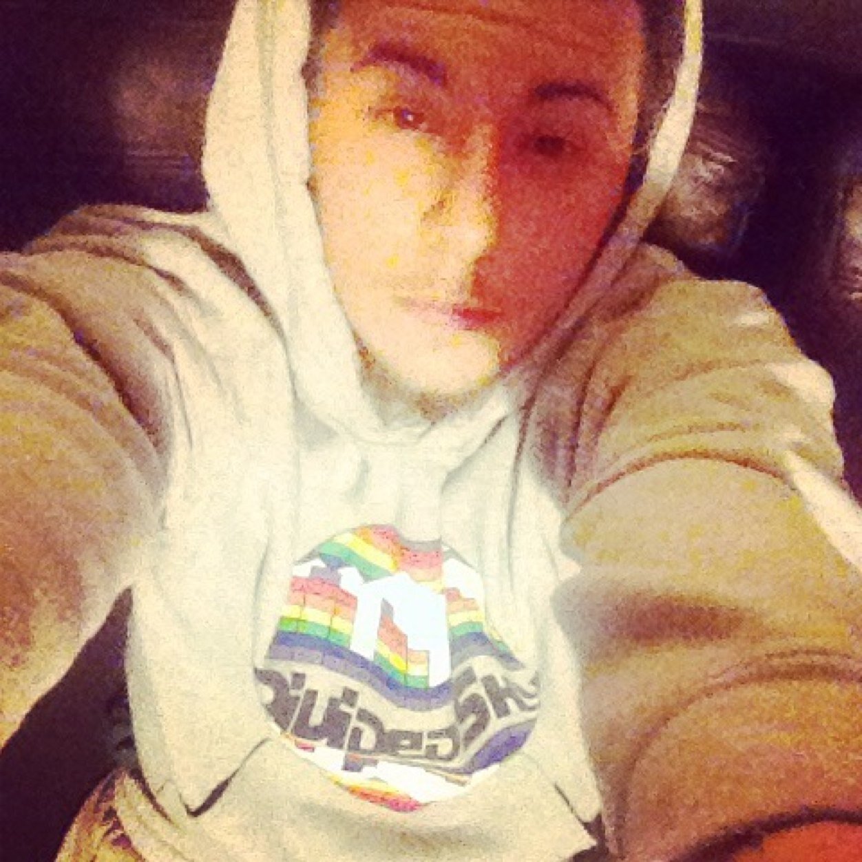 Im just a fun open minded guy. 1/12/13 forever...