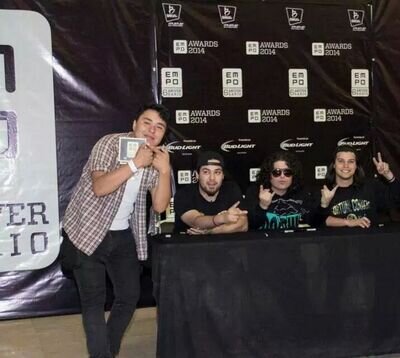 NavaCrs's profile picture. Solo quiero vivir y dejar vivir.