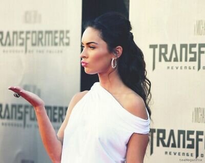 I am Divergent and I Choose Dauntless thats where I Feel at home My best friend is Tris  Single {RP}