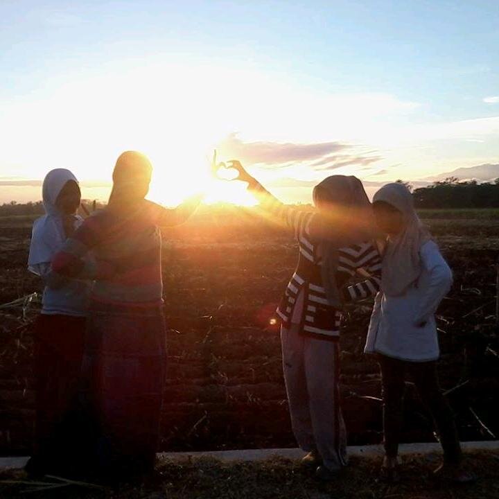 oliviacuantik's profile picture. 