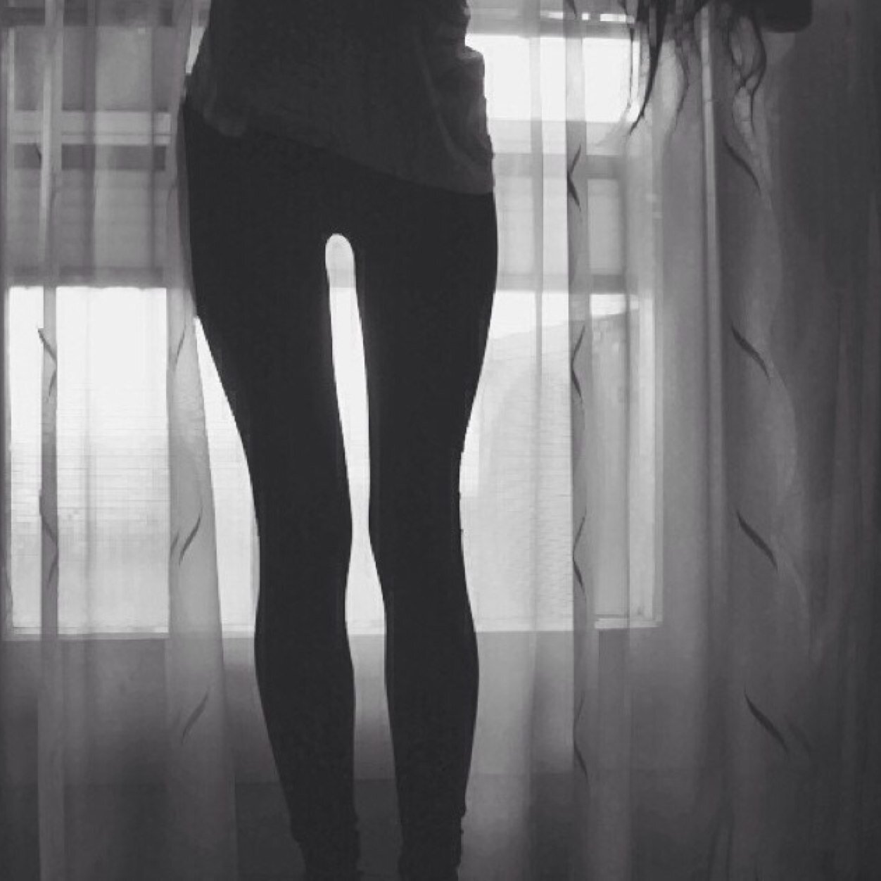 93 pounds                   5 foot                   UGW:76