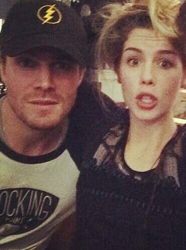 caassianeB's profile picture. Fui assistir aquele show chamado arrow, nao parei mais. E ainda shippo olicity é vida nao ta facil @smoakcassi