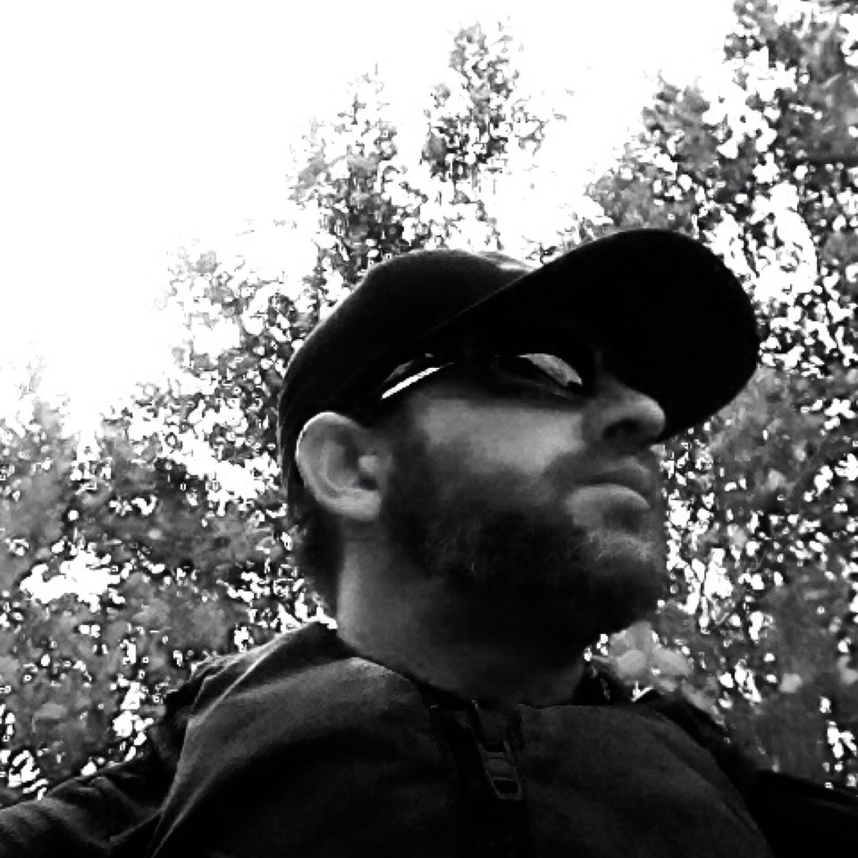 Father, Swing trader, Kayaker. Chicago born, Florida raised. Everything has a price.