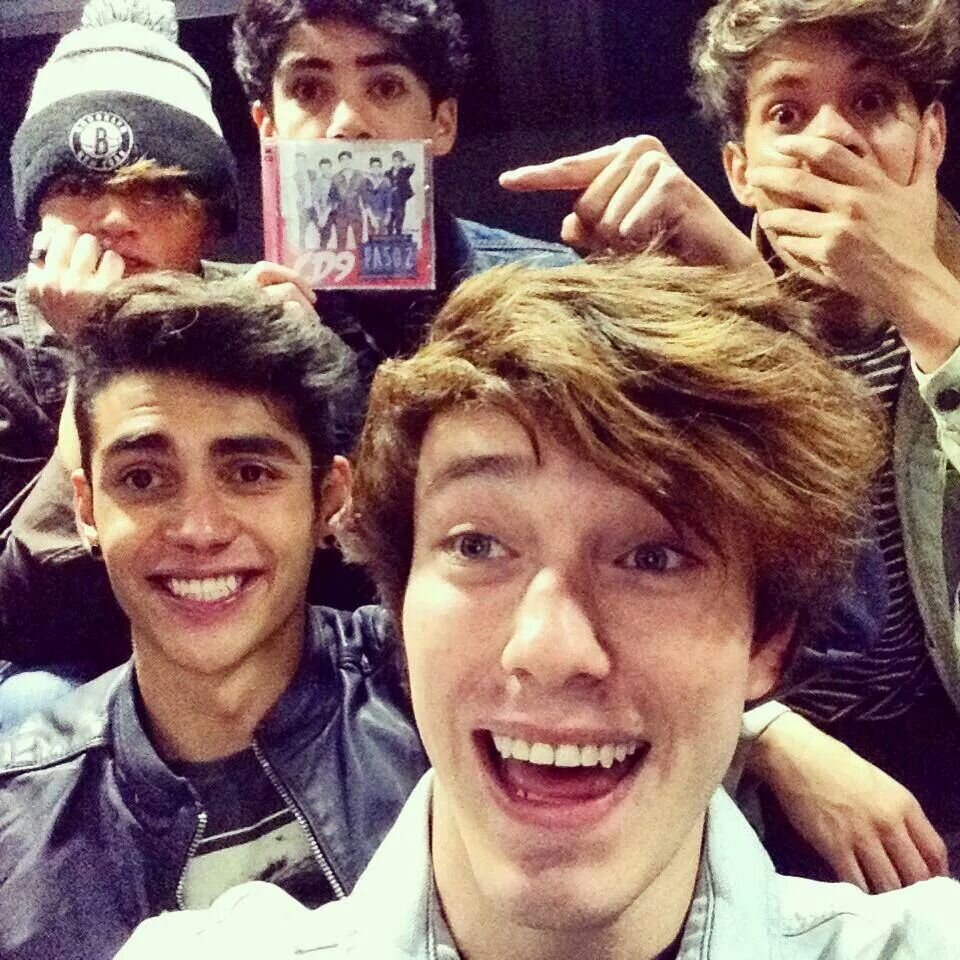 Coder_Power_CD9's profile picture. 