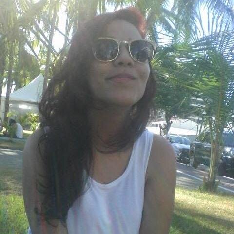 Chata, mimada e super feliz. A melhor e pior pessoa que você já conheceu (: