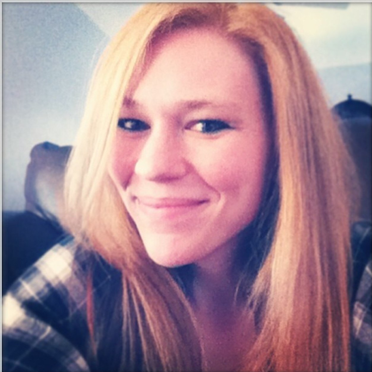 EmLorene591's profile picture. 