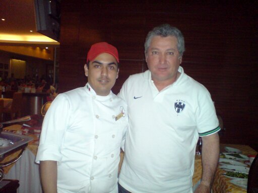 israsanchez94's profile picture. entre mayor sea el reto, mayor es la gloria!