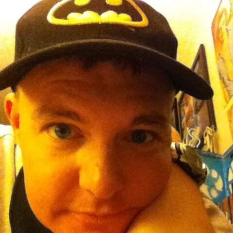Love to collect Knick-Knacks and Movies. Obsessed with James Dean and Superman ;) lol. Eccentric and Intriguing :)