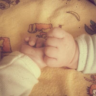 akhmetshin_azat's profile picture. Привет! Мы долгожданные двойняшки наших папы и мамы. Нам уже 2 месяца и пора заводить аккаунт!