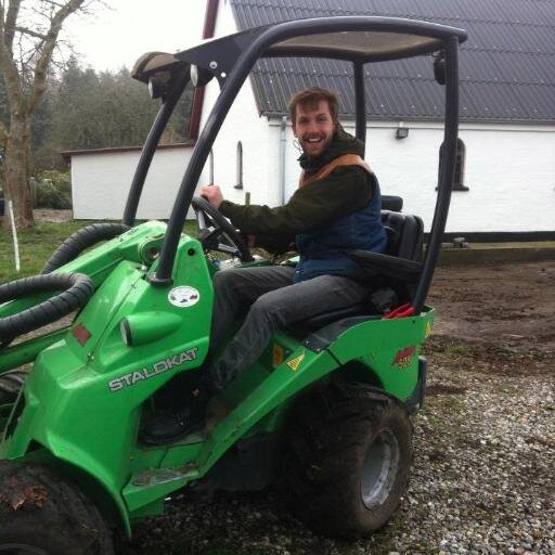 jongisli's profile picture. Hvað er klukkan?