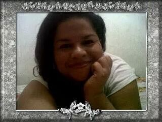 La vida es bella solo tienes q saber con quien disfrutarla ^.^