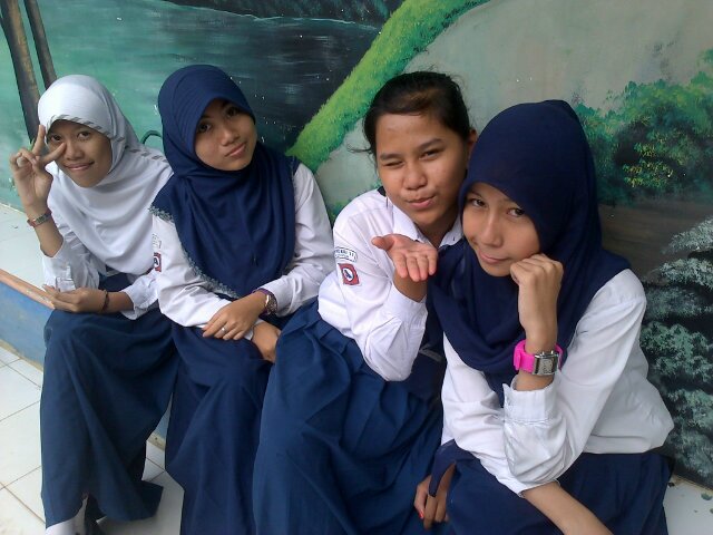 Rosa_Occha's profile picture. Simple Woman