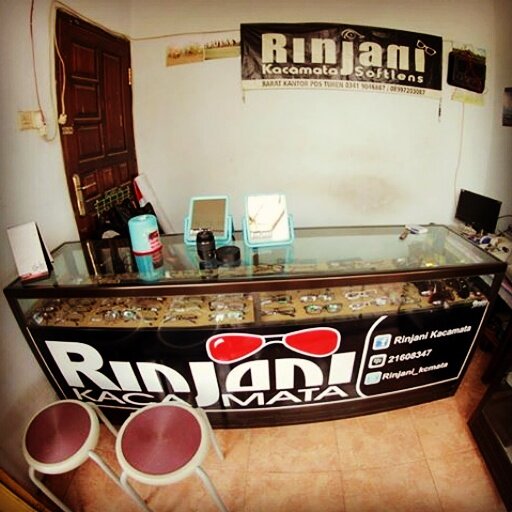 Rinjani_kcmata's profile picture. Menyediakan bermacam kacamata minus/plus, sunglass, softlens. Menerima resep dokter Juga periksa mata.