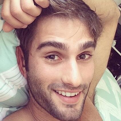 Lexington here! Speed is the key! I'm a tech wiz! Don't worry. When lex is here, nothing'll go wrong!{GargoylesRP|TechGenius|OUAT}