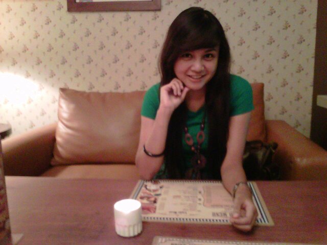 deanbayz's profile picture. as wife and mother.