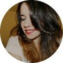 Chargée de #communication et #marketing qui twitte à propos de #actualités #voyages #photographie #music #lecture #mode #food #design #environnement and more...